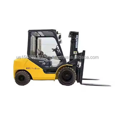 Lojas de materiais de construção 3 toneladas Komatsu 30 empilhadeira com excelente desempenho original