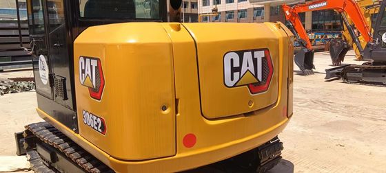 Excavadora CAT 306 original usada com cilindro hidráulico original em bom estado