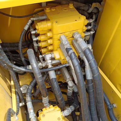 Excavadora Komatsu PC110-8 de 11 toneladas com baixo consumo de óleo e cilindro hidráulico original