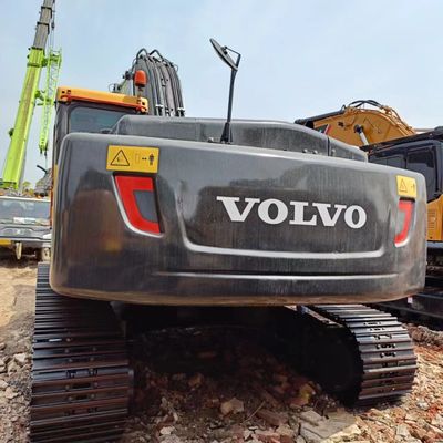 Excavadora VOLVO EC290 ano 2016 com cilindro hidráulico original em ótimo estado