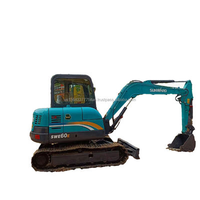 Excavadora hidráulica de 6 toneladas SWE 60E cilindro hidráulico original em bom estado