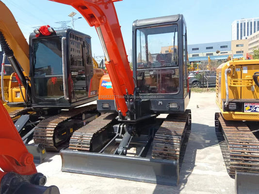 Máquina de construção hidráulica DOOSAN DH55 Excavadora com boa eficiência e desempenho