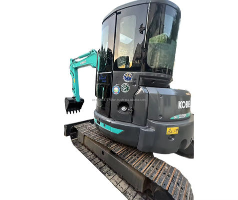 Excavadora Kobelco SK55SR usada com bomba hidráulica original e poucas horas de trabalho