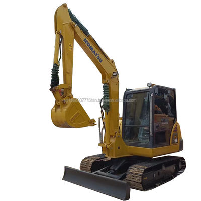 Excavadora usada Komatsu PC56-7 com 0-2000 horas de trabalho e válvula hidráulica original