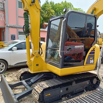 Excavadora usada Komatsu PC56-7 com 0-2000 horas de trabalho e válvula hidráulica original