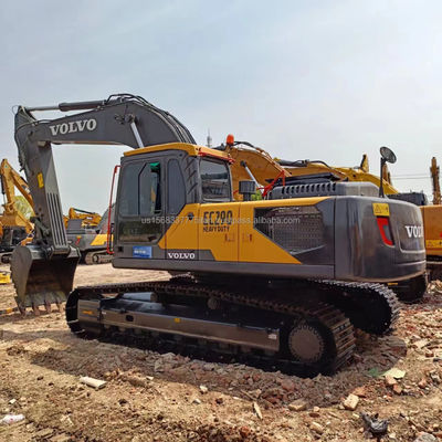 Excavadora VOLVO em bom estado com bomba hidráulica original e capacidade de balde de 1,2m3