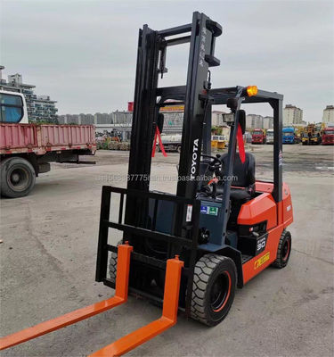 Toyota 9F30 empilhadeira A solução definitiva para lojas de materiais de construção