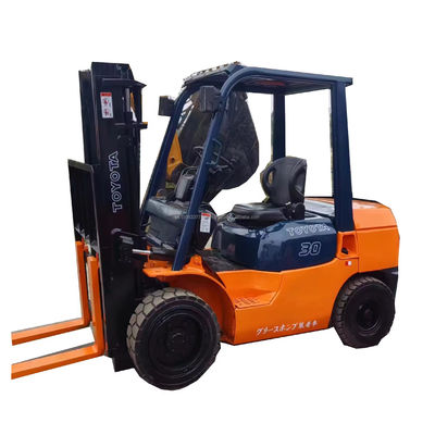 Reasonable TOYOTA 8F30 Forklift for Sale Used Diesel Engine comprimento do garfo de 1000 mm