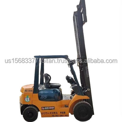 Toyota FD50 Caminhão de empilhadeira com 45 kW de Potência e 4500 KG de Peso em Grande Stock Pronto