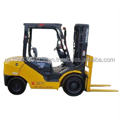 Horário de trabalho reduzido Empregado Komatsu em 3 toneladas com válvula hidráulica original no Japão