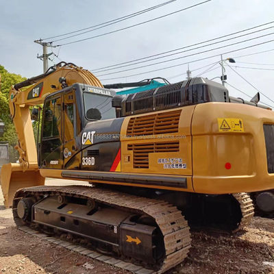 Grande escavadeira Caterpillar 336D com capacidade de balde de 2,27 m3 e poucas horas de trabalho