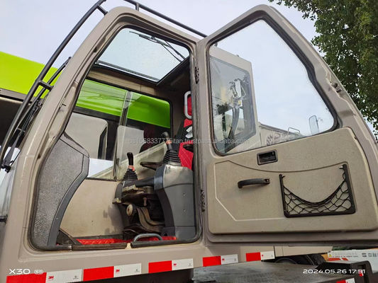 Excelente desempenho Utilizado Zoomlion 30 toneladas guindaste e pronto para 0-2000 horas de trabalho