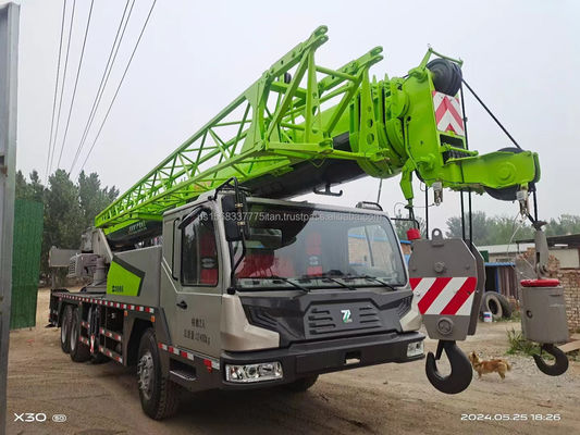 Excelente desempenho Utilizado Zoomlion 30 toneladas guindaste e pronto para 0-2000 horas de trabalho