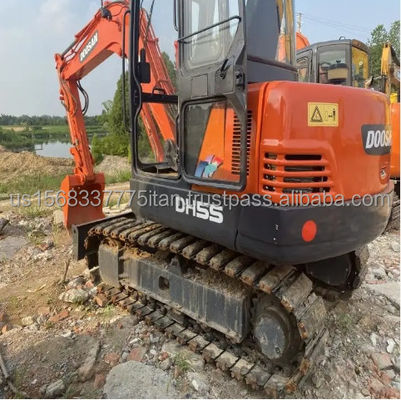 Excavadora DOOSAN DH55 com cilindro hidráulico original com grande eficiência e desempenho