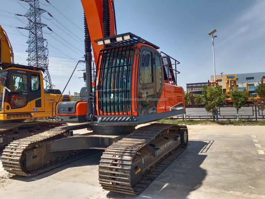 Excavadora DOOSAN DX300 com poucas horas de trabalho 0-2000 e bomba hidráulica original