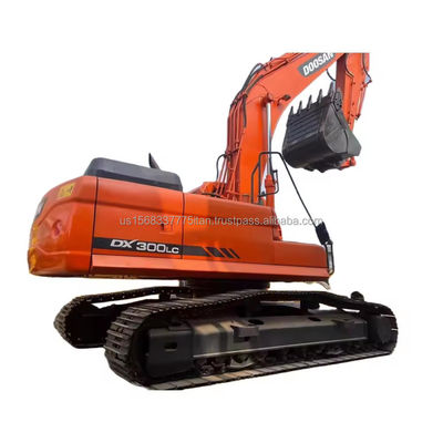 Excavadora DOOSAN DX300 e excelente desempenho com válvula hidráulica original