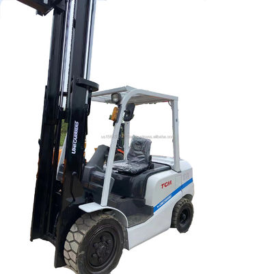Grande desempenho em empilhadeira usada TCM 30 com motor diesel e comprimento de garfo de 1000 mm