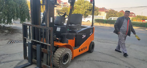 Máquina usada de empilhadeira Hangzhou J30 com excelente desempenho e 3000 kg de peso