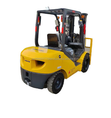 Usado Komatsu 30 em empilhadeira com excelente desempenho e Min. altura de elevação 4.5
