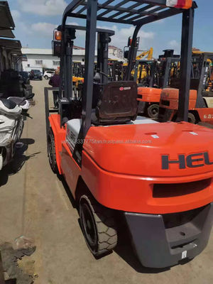 Elevador elevador de helicóptero diesel com altura mínima de elevação de 2,5 m e comprimento de garfo de 2 m