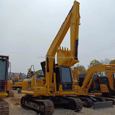 Shanghai boa escavadeira usada Komatsu PC130 com 13000 KG de peso e 48 kW de potência