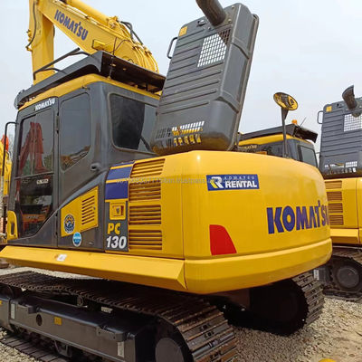 Shanghai boa escavadeira usada Komatsu PC130 com 13000 KG de peso e 48 kW de potência