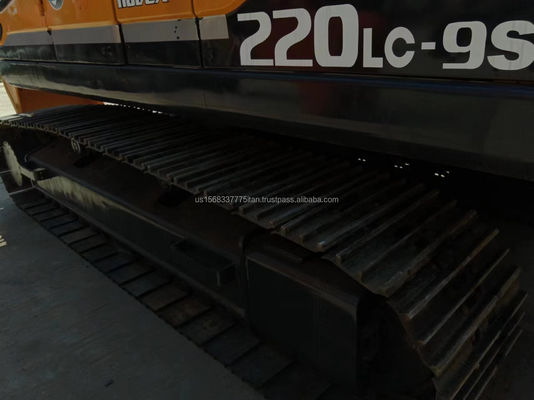 Excavadora Hyundai 220 Modelo Crawler usada da Coreia Ano 2016 Peso da máquina 21900 KG