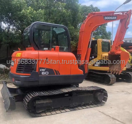 Excavadoras Doosan 6TON Dx60 Excavadora de trilhos de construção original Menos horas de trabalho