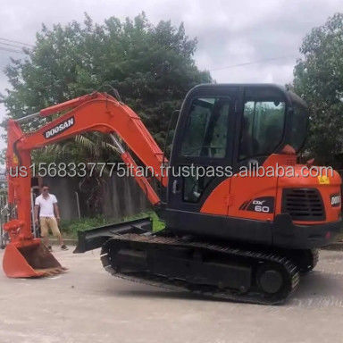 Excavadoras Doosan 6TON Dx60 Excavadora de trilhos de construção original Menos horas de trabalho