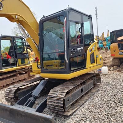 Excavadora Komatsu PC70 usada com cilindro hidráulico original e capacidade de balde de 0,2 M3