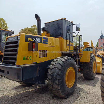 Usado Komatsu WA 380 Carregador Perfeito para lojas de material de construção Máquina de construção