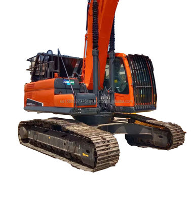Excavadora DOOSAN DX300 com bomba hidráulica original e 159kw de potência bom desempenho