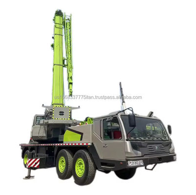 Grão Zoomlion de 25 toneladas em ótimo estado e pronto para ser usado nas lojas de materiais de construção