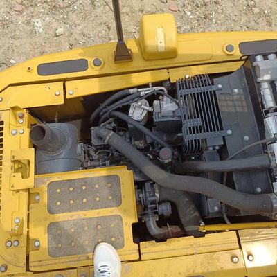Excavadora Komatsu usada PC120 com válvula hidráulica original e 13 toneladas de peso operacional