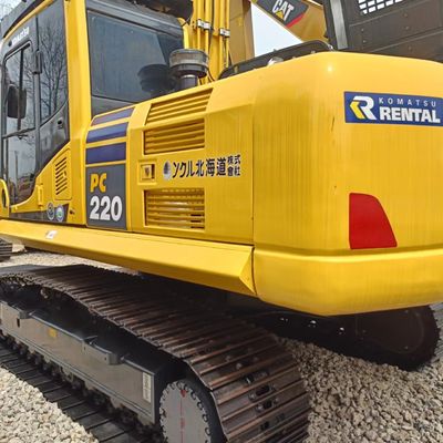 22 toneladas de peso operacional Komatsu PC220 Equipamento de construção de segunda mão no mercado