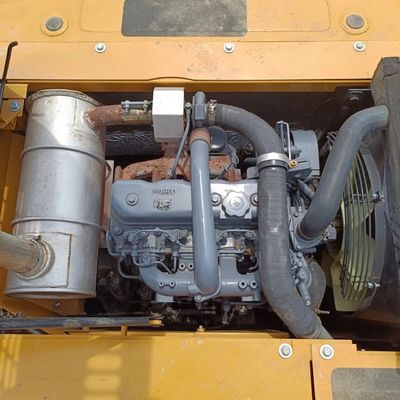Sany SY135C Pequena Excavadora Usada 0,6M3 Capacidade de Balde e 73kw de Potência para Construção