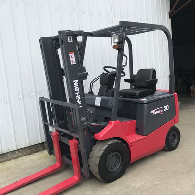 Nichiyu 2 TON empilhadeira com motor diesel original e de alto desempenho