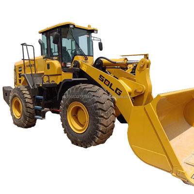 O carregador usado SDLG 956F foi fabricado em 2016 e apresenta um excelente desempenho para equipamentos de construção.