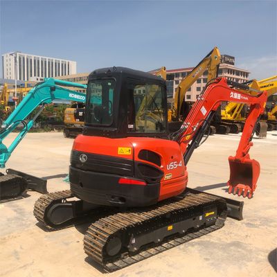 Excavadora 90% Kubota KX U55 com cilindro hidráulico original e poucas horas de trabalho