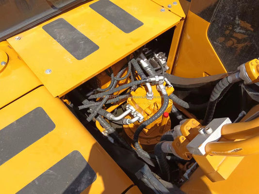 Excavadora usada Komatsu PC450 com poucas horas de trabalho e cilindro hidráulico original