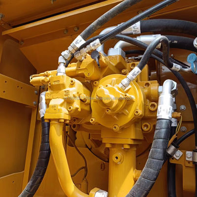 Excavadora usada Caterpillar CAT 349 com capacidade de balde de 1,8 M3 e poucas horas de trabalho