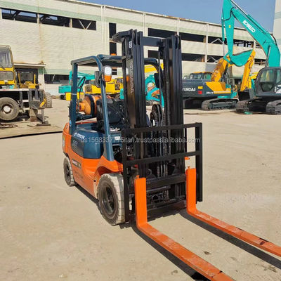Lojas de materiais de construção usado 2012 TOYOTA 7F30 diesel em empilhadeira com e razoável