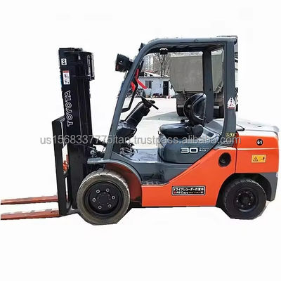 2012 ano TOYOTA Usado diesel empilhadeira com grande eficiência e comprimento de garfo 1000MM