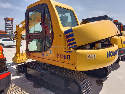 Mini-excavadora hidráulica Komatsu PC60 com bomba hidráulica original e poucas horas de trabalho