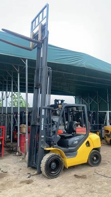 Bom estado 3000 kg Peso Eletrônico em empilhadeira Komatsu 3 toneladas de motor AC